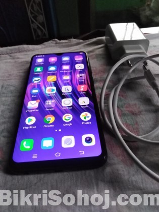 Vivo v11i, 4/128